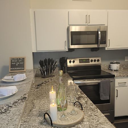 Free Parking! Downtown King Suite Lucas Oil- Conv Center Skywalk#1 Indianápolis Exterior foto